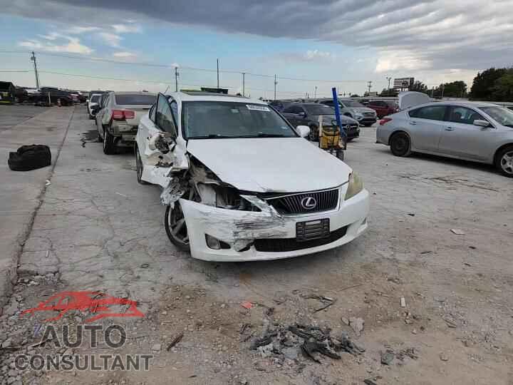 LEXUS IS 2010 - JTHBF5C24A2095894