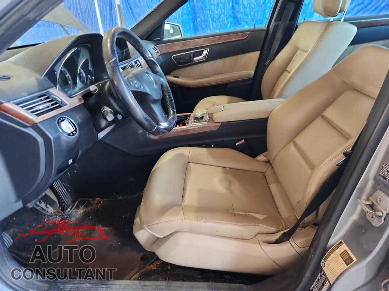 MERCEDES-BENZ E-CLASS 2010 - WDDHF8HB3AA140213