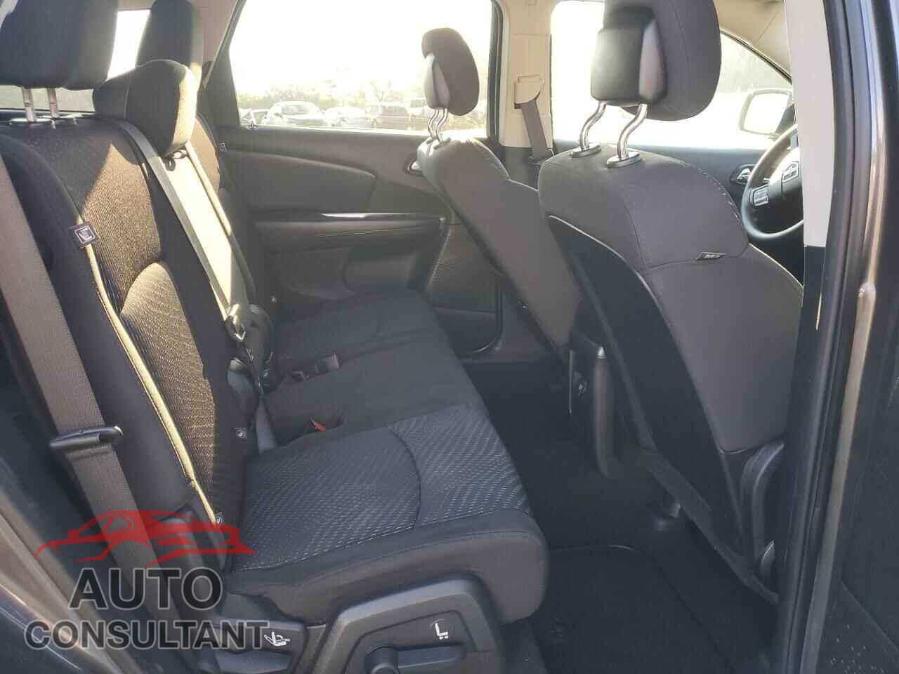 DODGE JOURNEY 2015 - 3C4PDCBG6FT686328