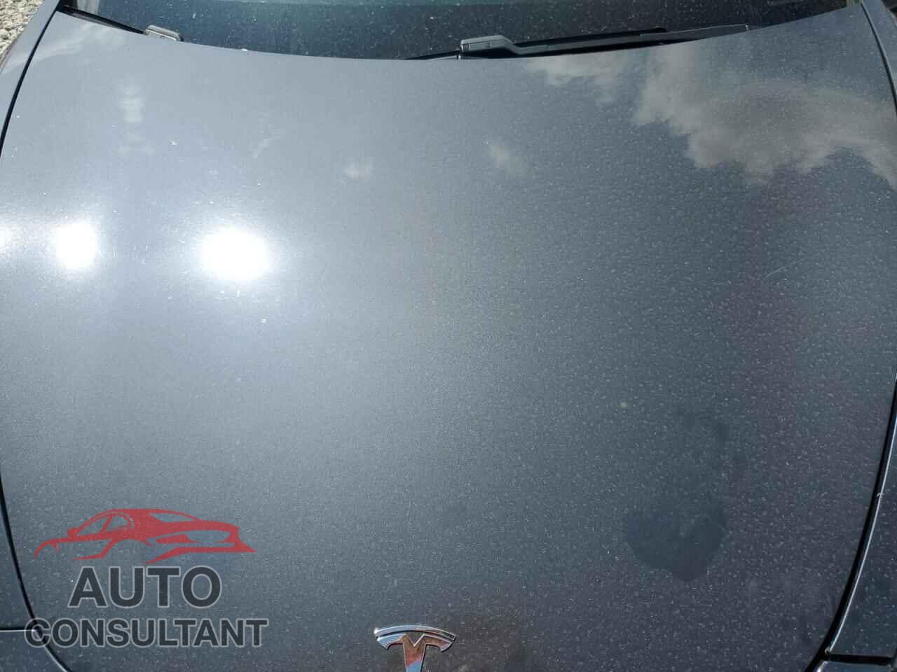 TESLA MODEL 3 2019 - 5YJ3E1EB2KF365363