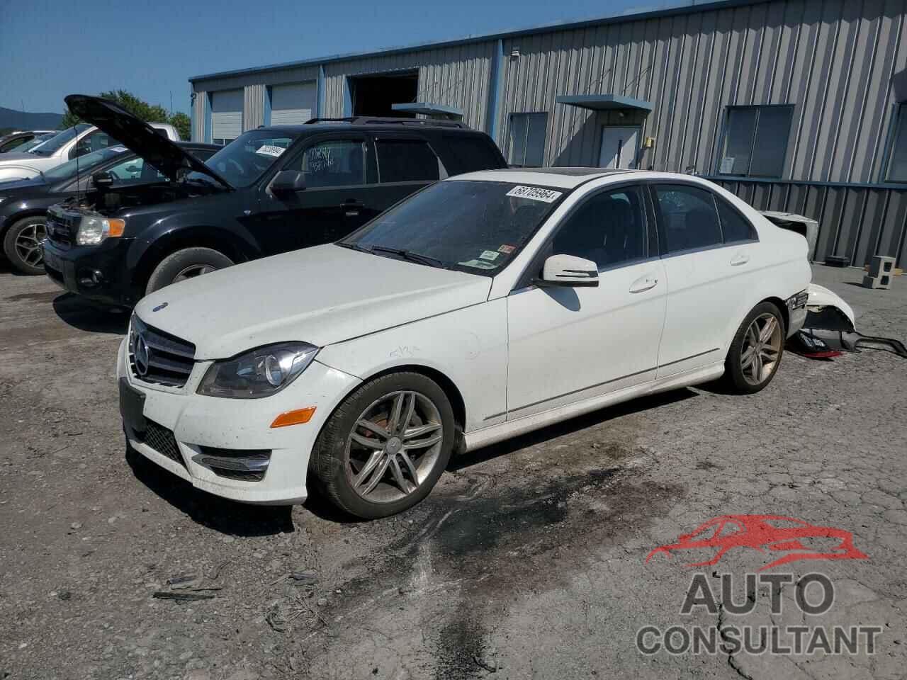 MERCEDES-BENZ C-CLASS 2014 - WDDGF8AB1ER318696