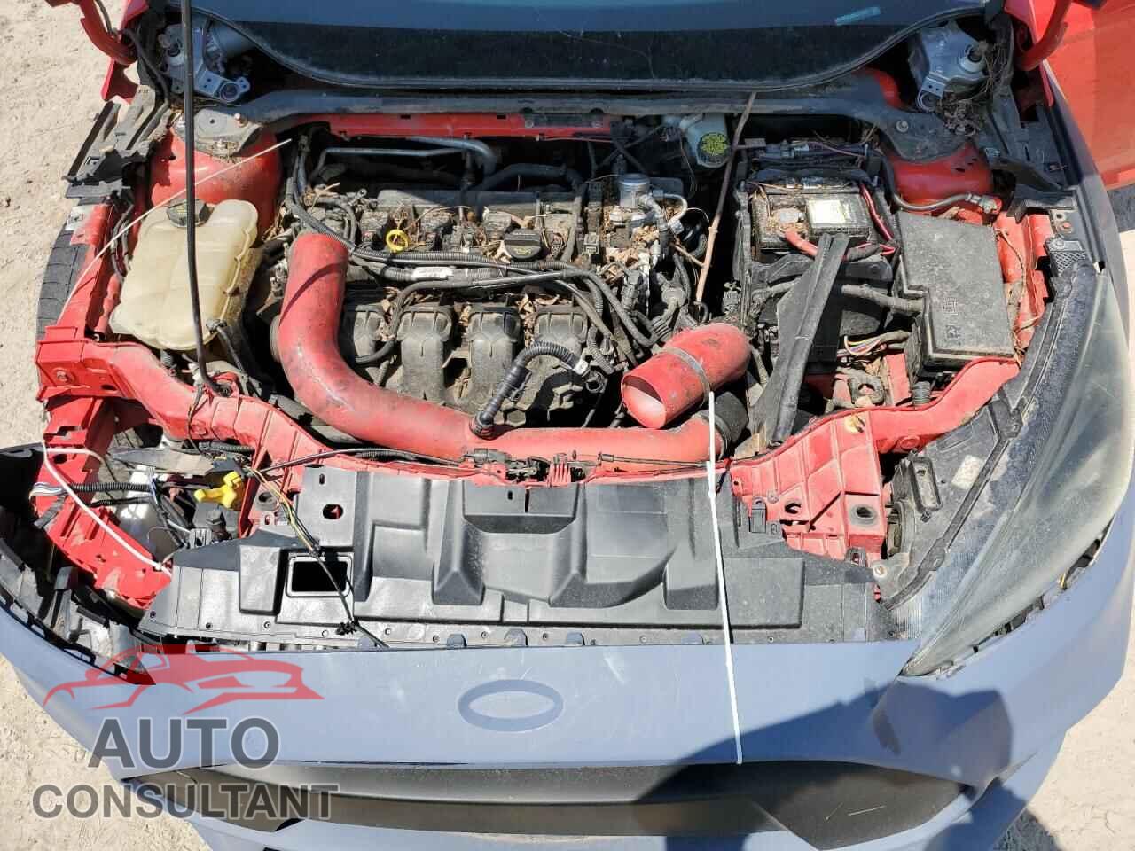 FORD FOCUS 2016 - 1FADP3L96GL275962