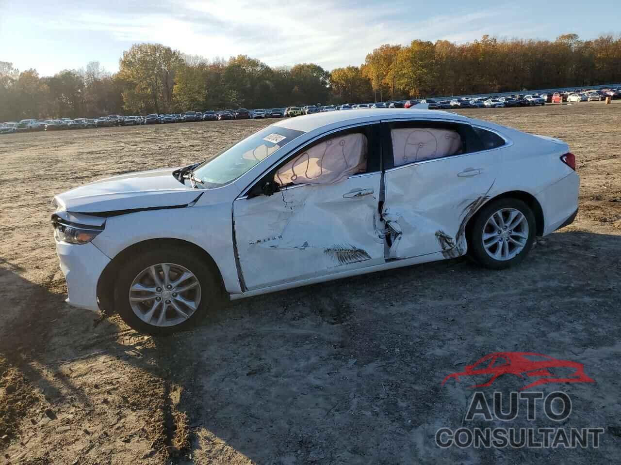 CHEVROLET MALIBU 2018 - 1G1ZD5ST0JF155638