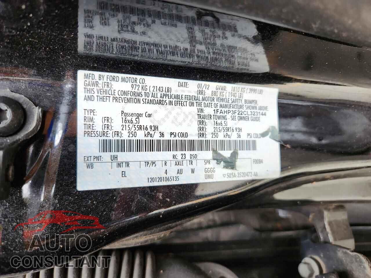 FORD FOCUS 2012 - 1FAHP3F22CL323144