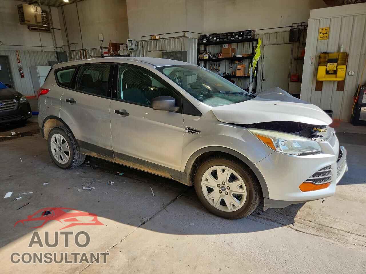FORD ESCAPE 2015 - 1FMCU0F78FUB61716