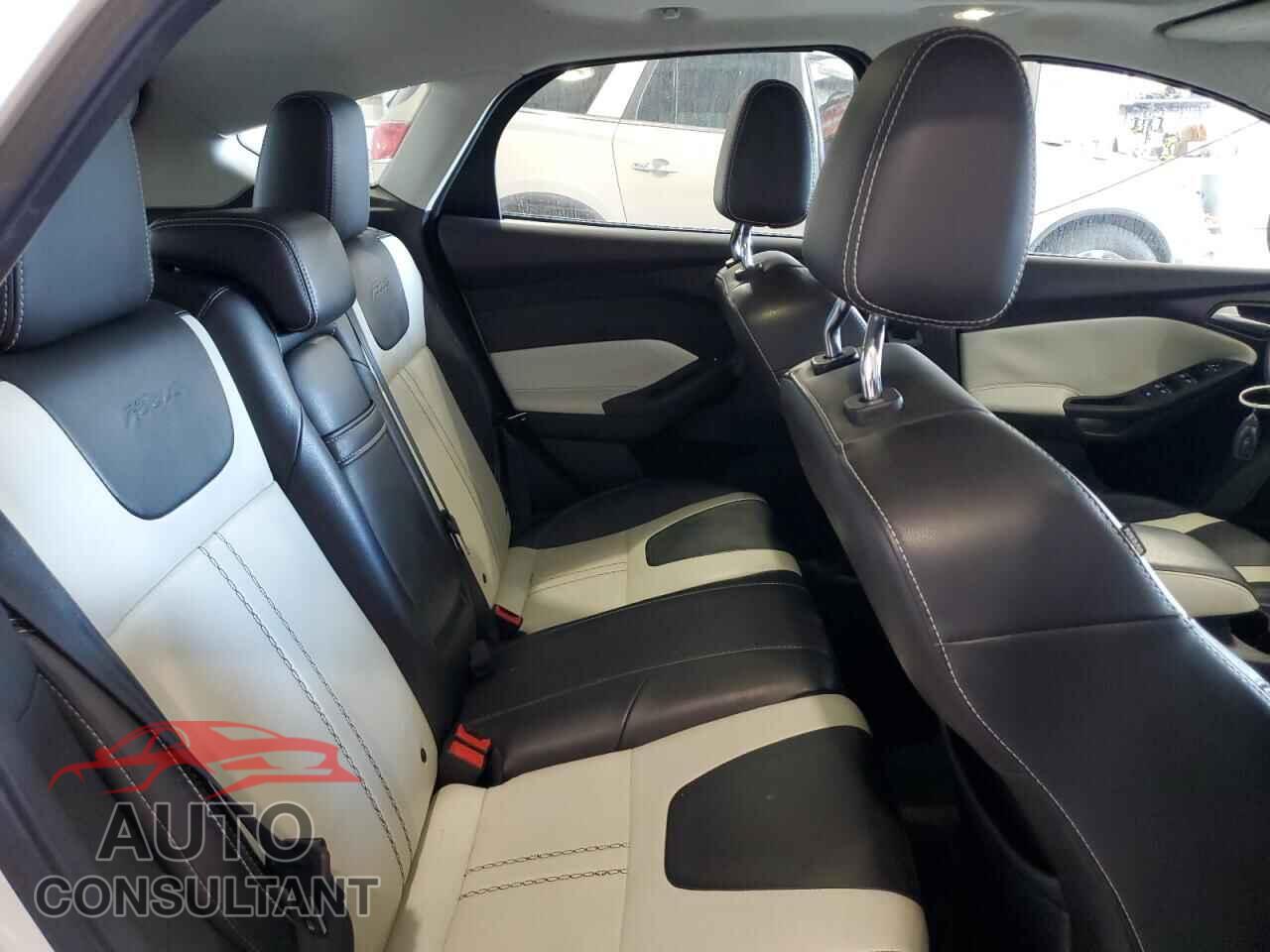 FORD FOCUS 2012 - 1FAHP3N29CL283081