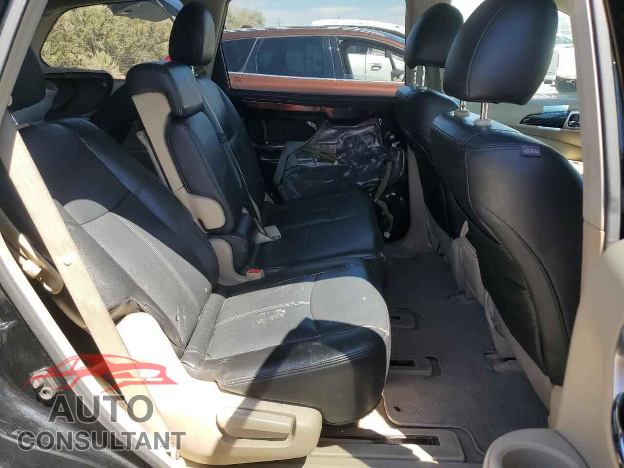 NISSAN PATHFINDER 2013 - 5N1AR2MM6DC615414