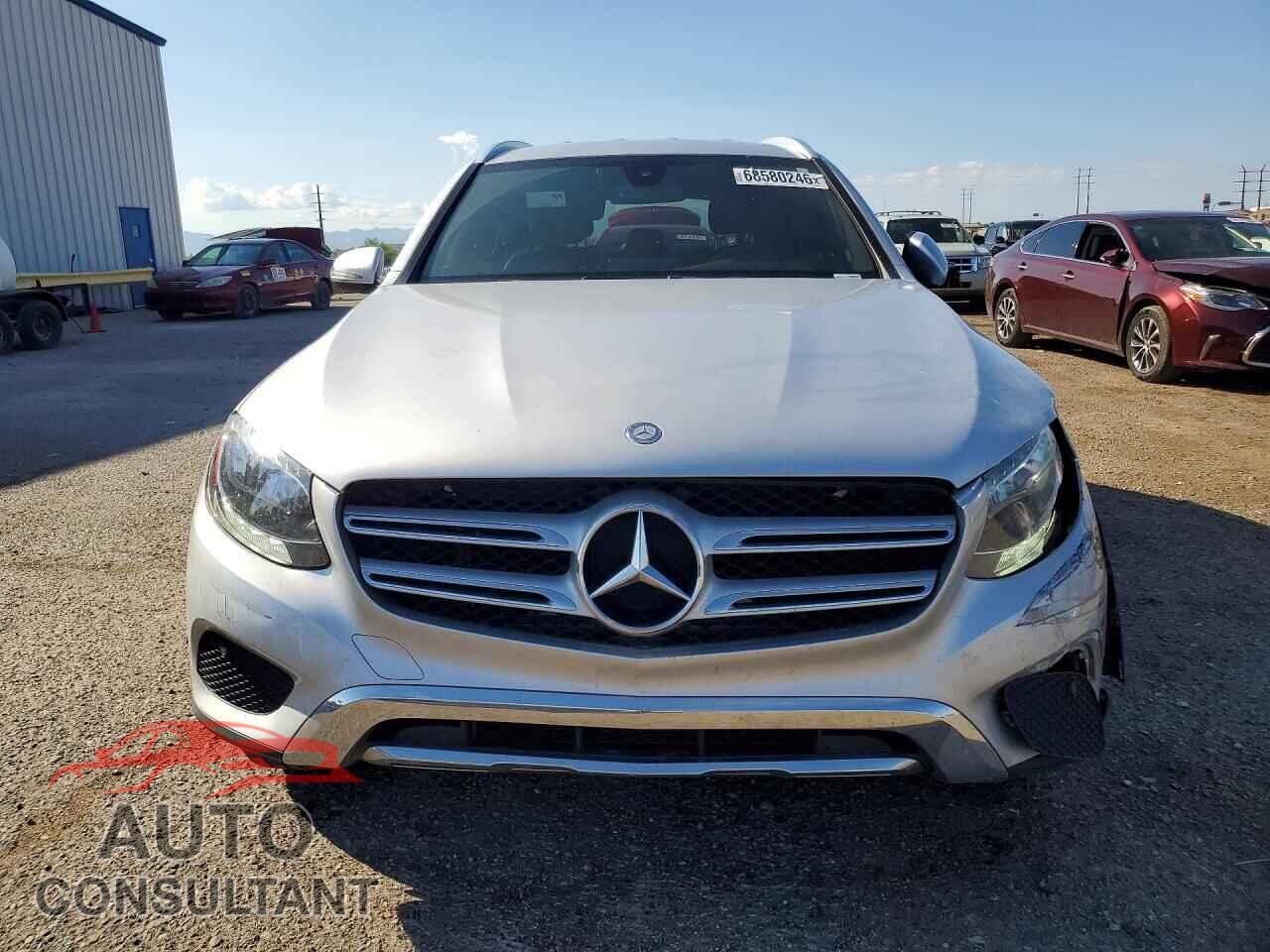MERCEDES-BENZ GLC-CLASS 2017 - WDC0G4JB8HF224901
