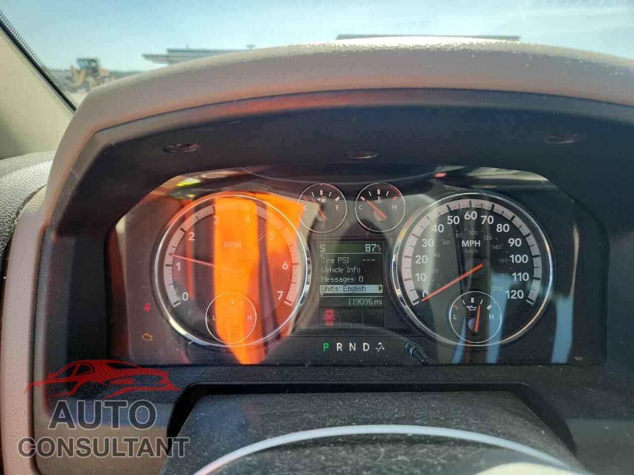 DODGE RAM 1500 2011 - 1D7RB1CT5BS522035