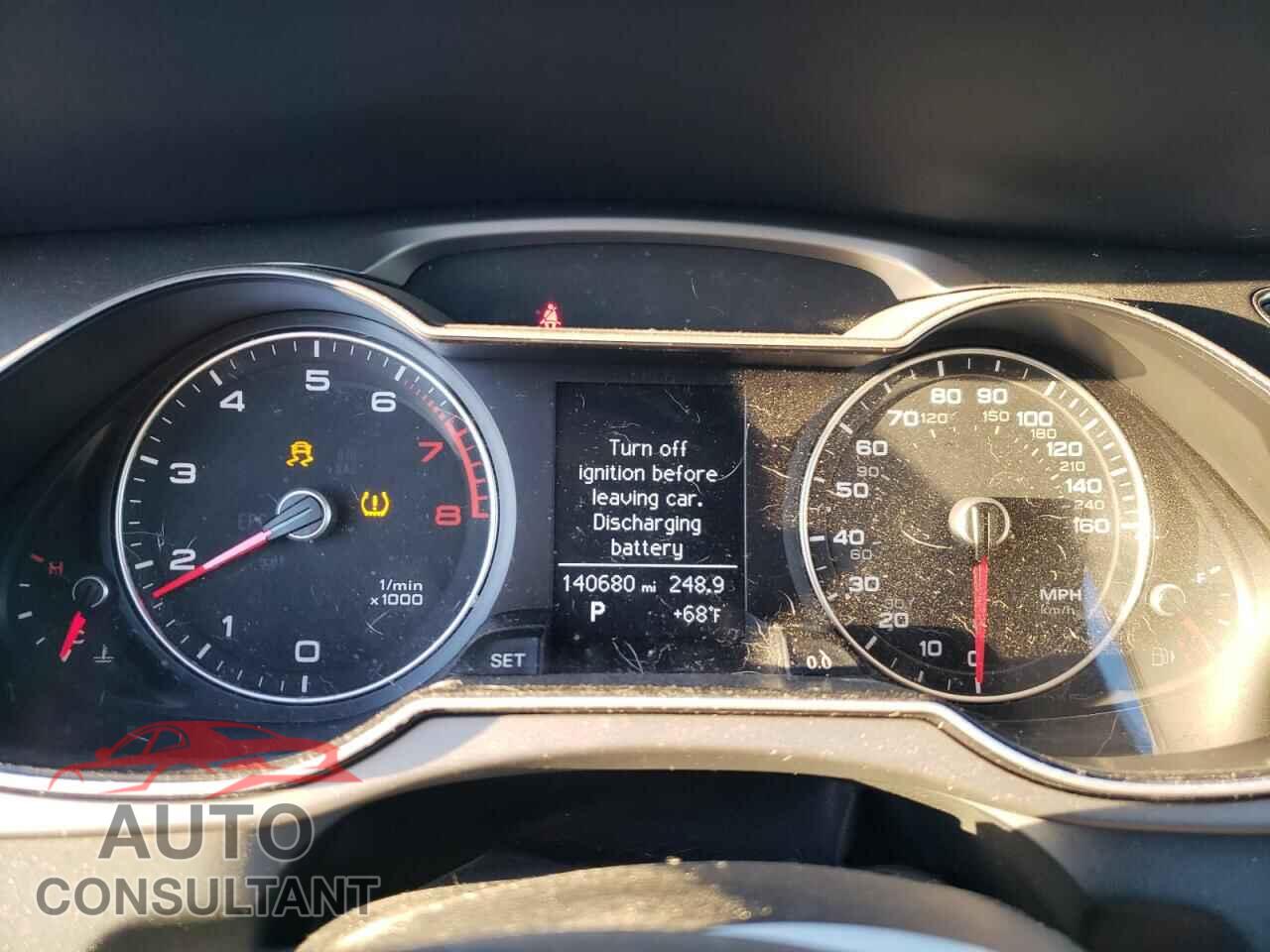 AUDI A4 2013 - WAUEFAFL1DA147615