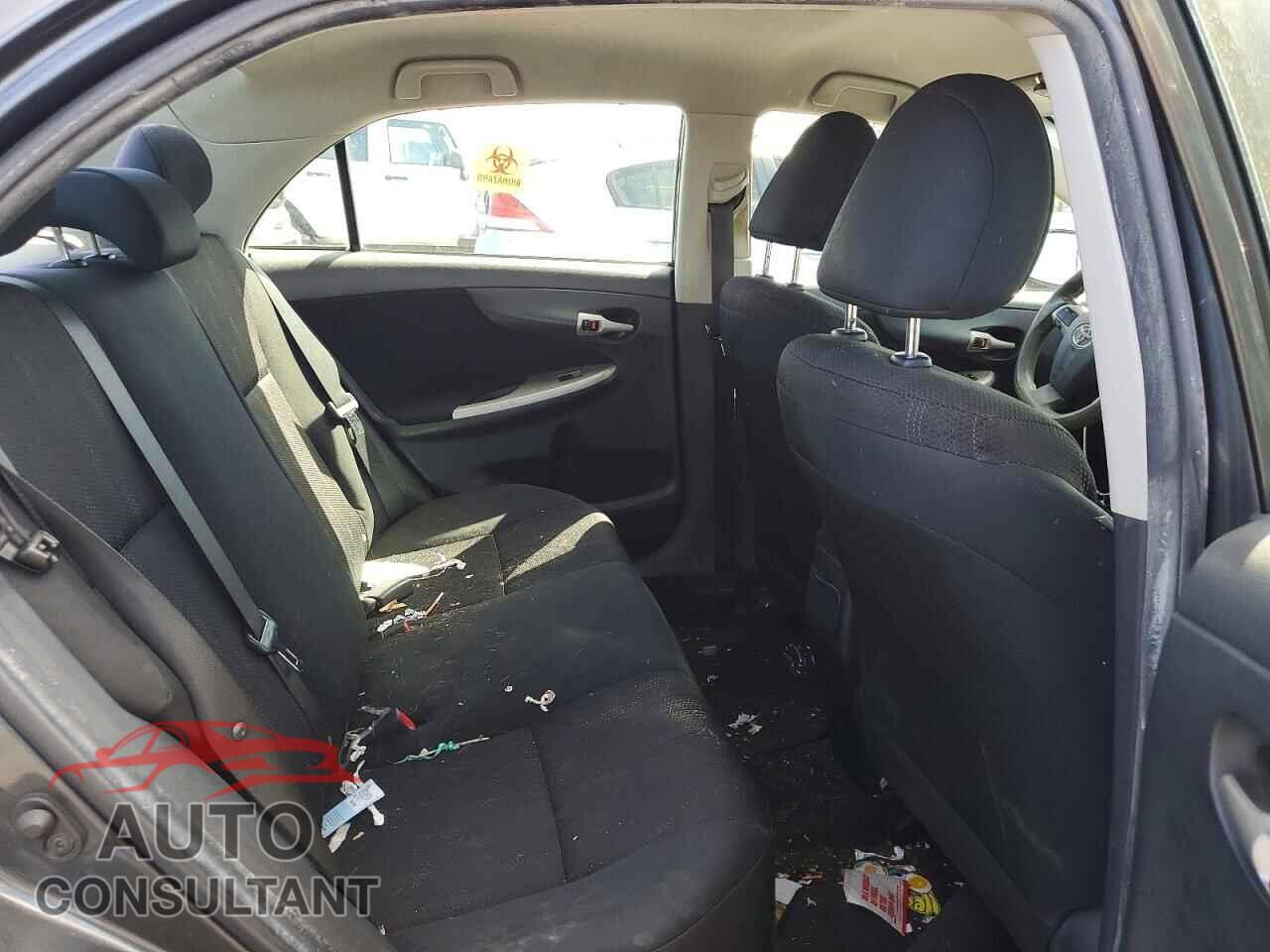 TOYOTA COROLLA 2011 - 2T1BU4EEXBC642792
