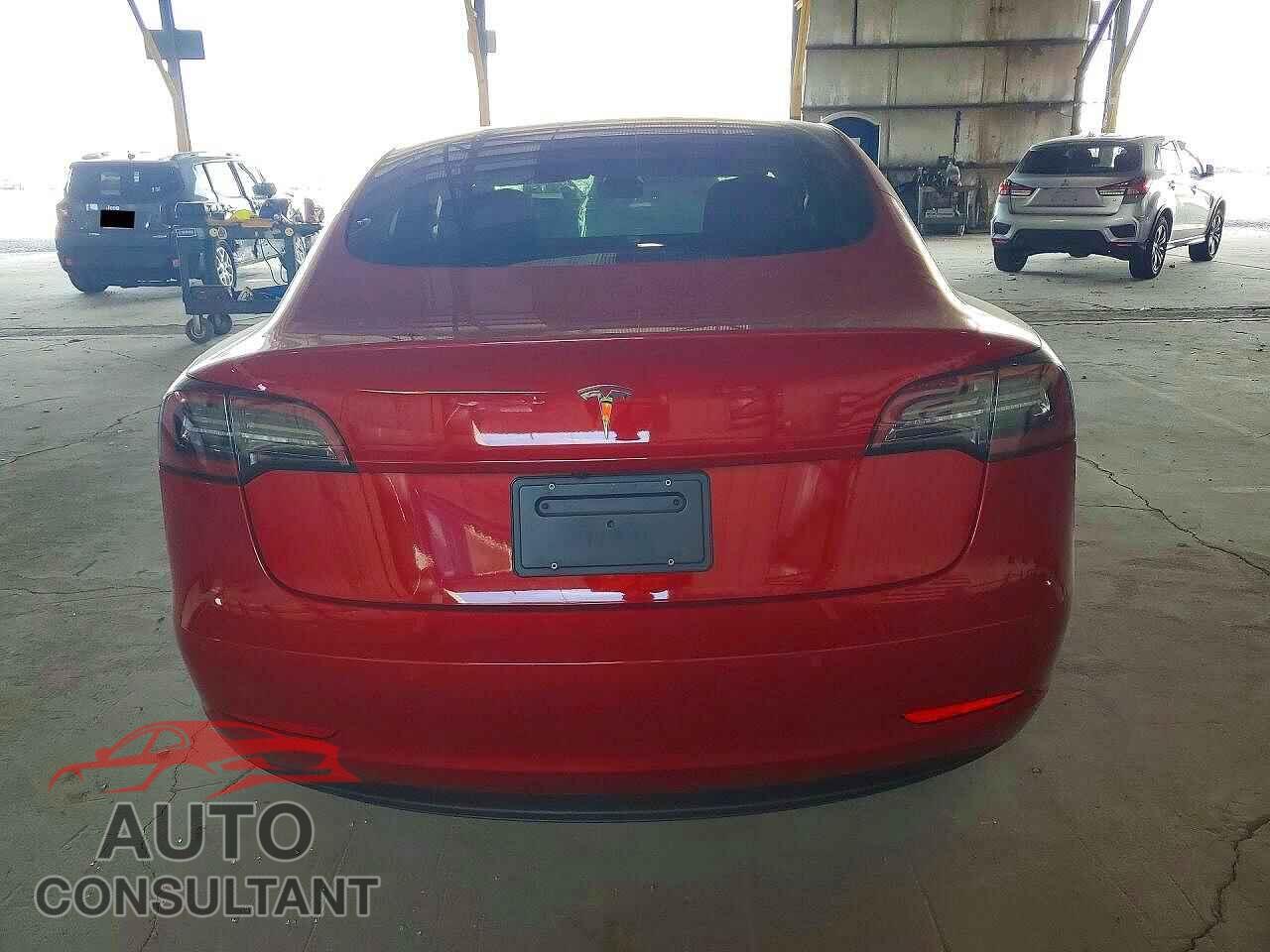 TESLA MODEL 3 2021 - 5YJ3E1EA5MF054066