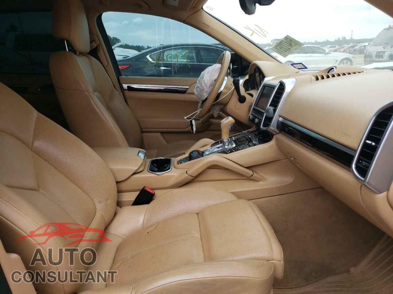 PORSCHE CAYENNE 2016 - WP1AE2A2XGLA60022