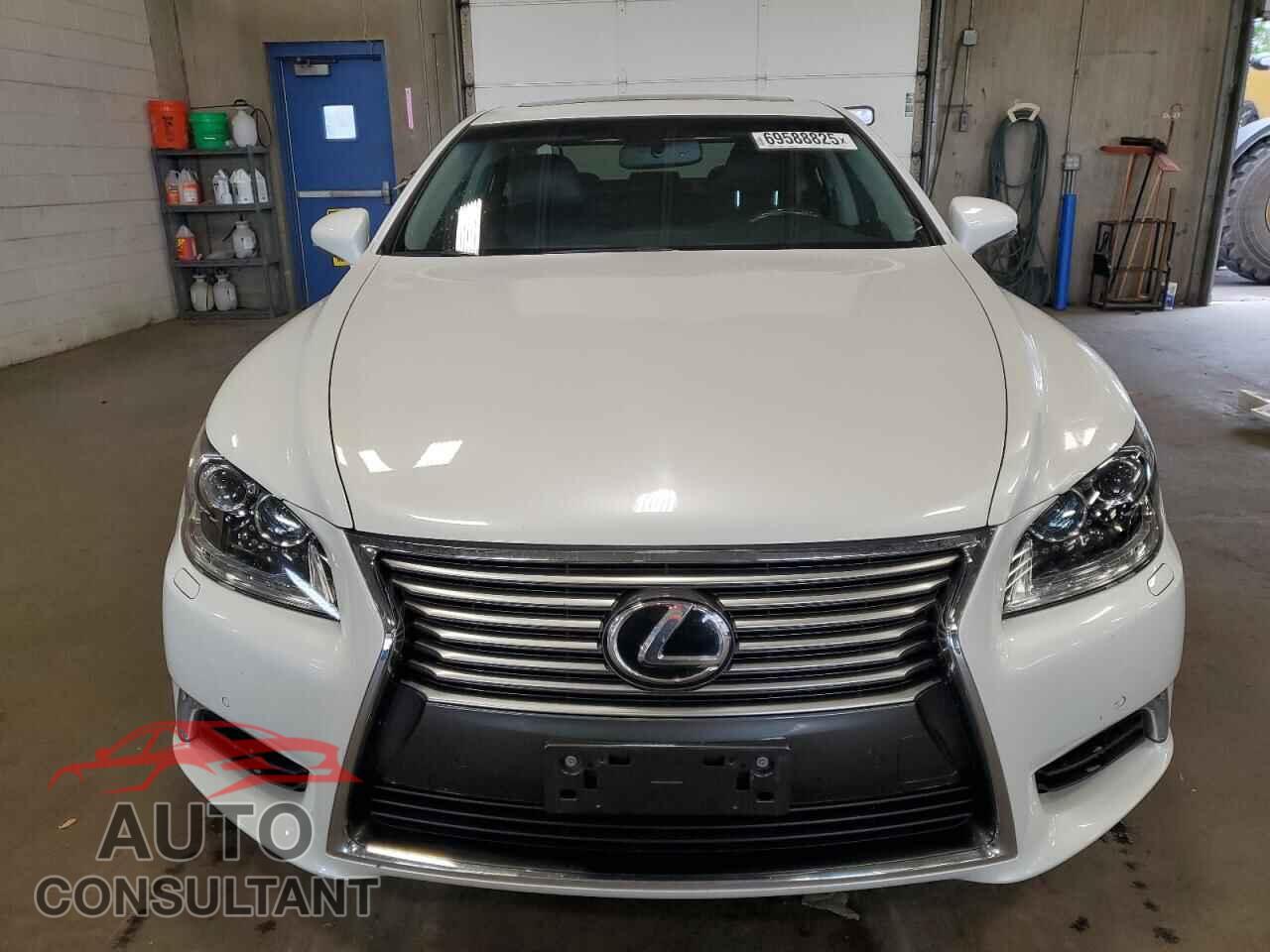 LEXUS LS460 2015 - JTHCL5EF4F5024617