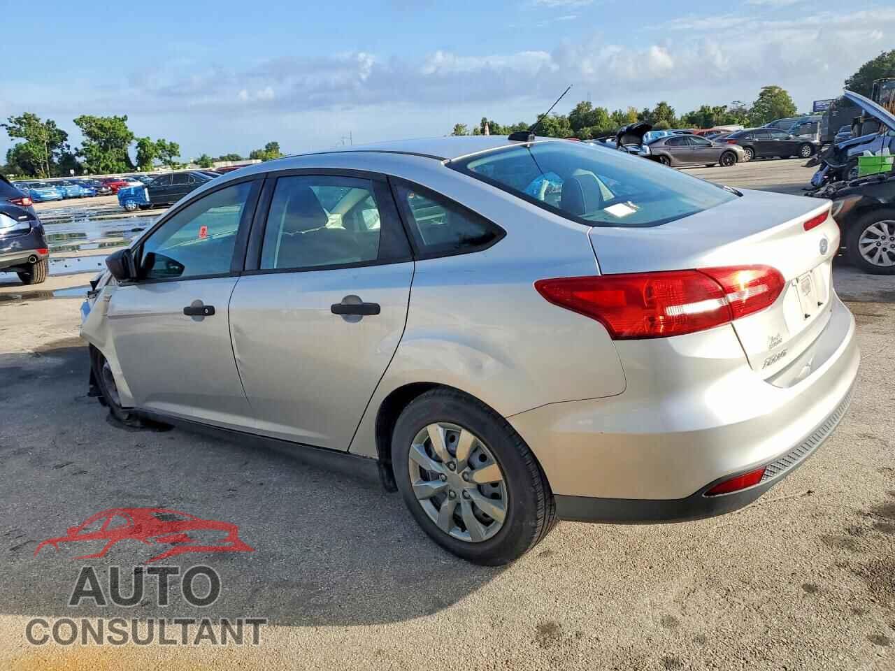 FORD FOCUS 2016 - 1FADP3E22GL281189