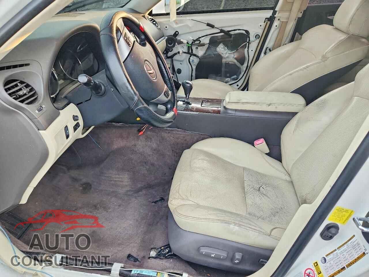 LEXUS IS 2012 - JTHCF5C24C5054316