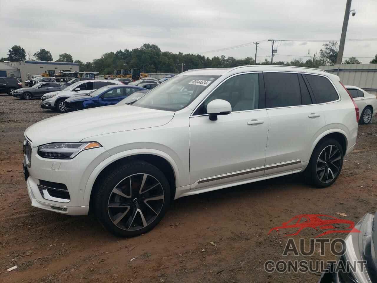 VOLVO XC90 PLUS 2023 - YV4062PN4P1950018