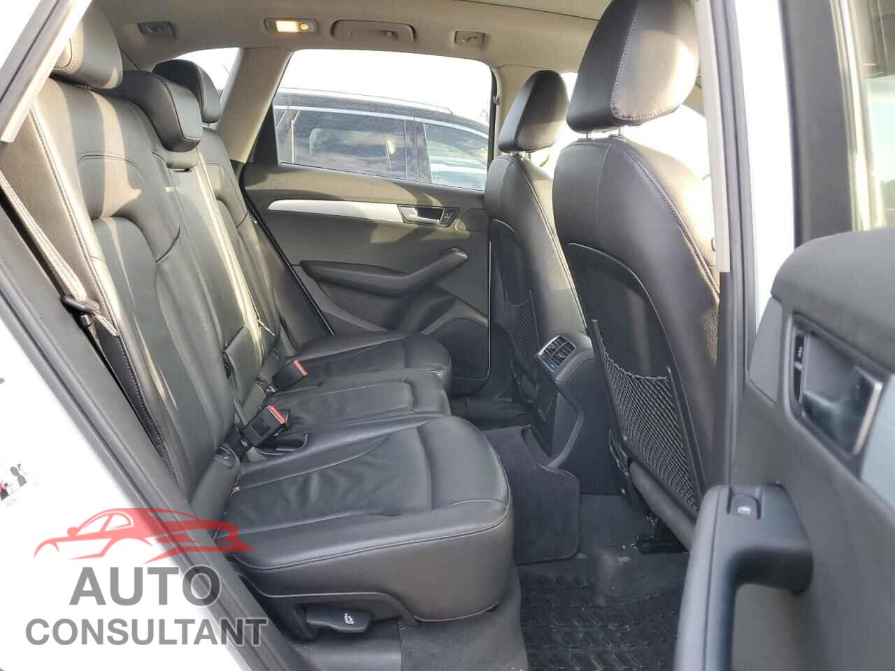 AUDI Q5 2012 - WA1LFCFP8CA107744