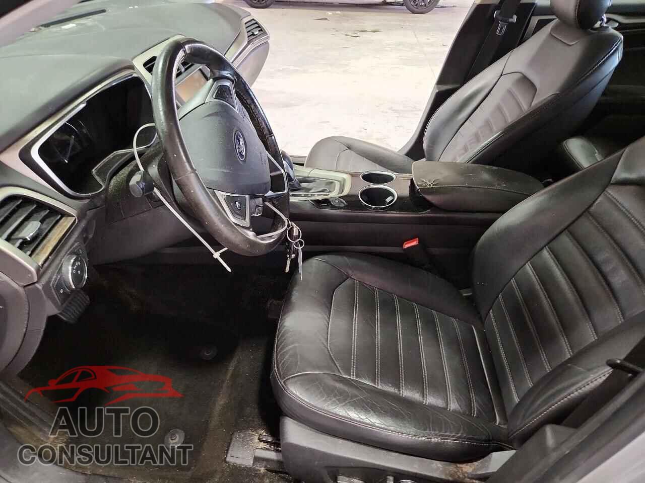 FORD FUSION 2013 - 3FA6P0LU5DR218077