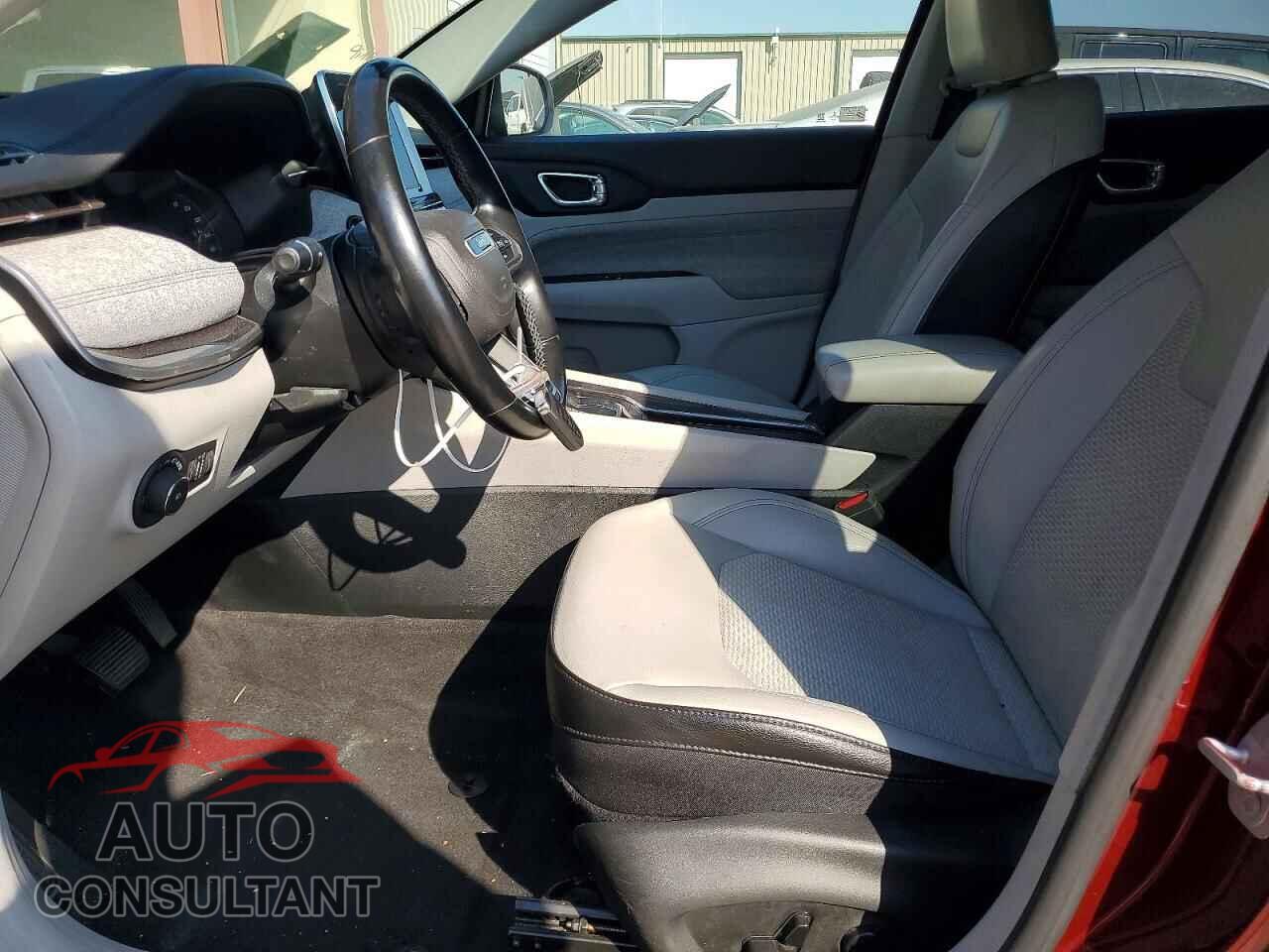 JEEP COMPASS 2022 - 3C4NJCBB3NT137950