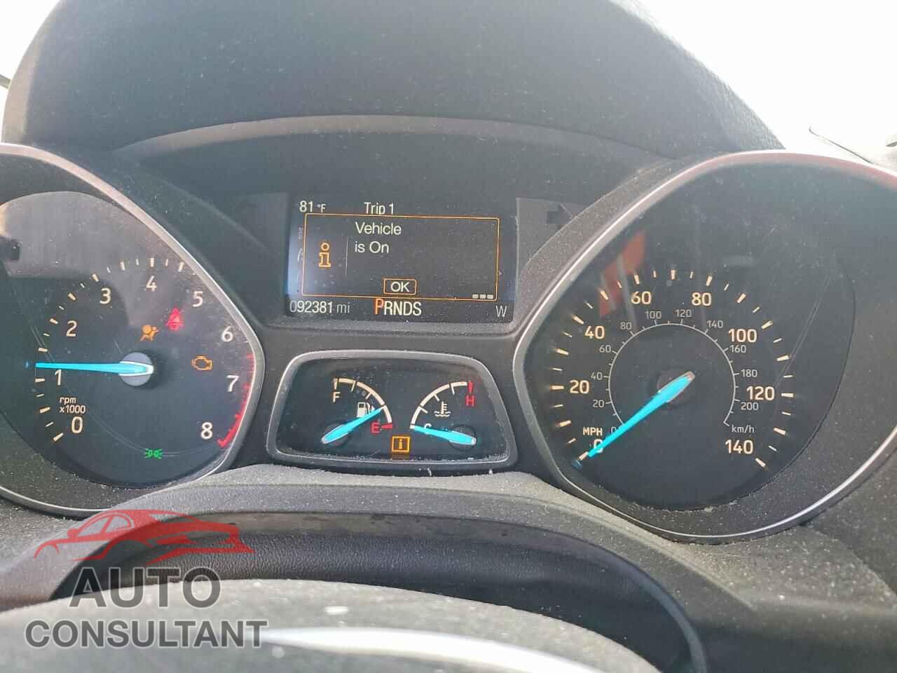 FORD ESCAPE 2018 - 1FMCU0F71JUA31494