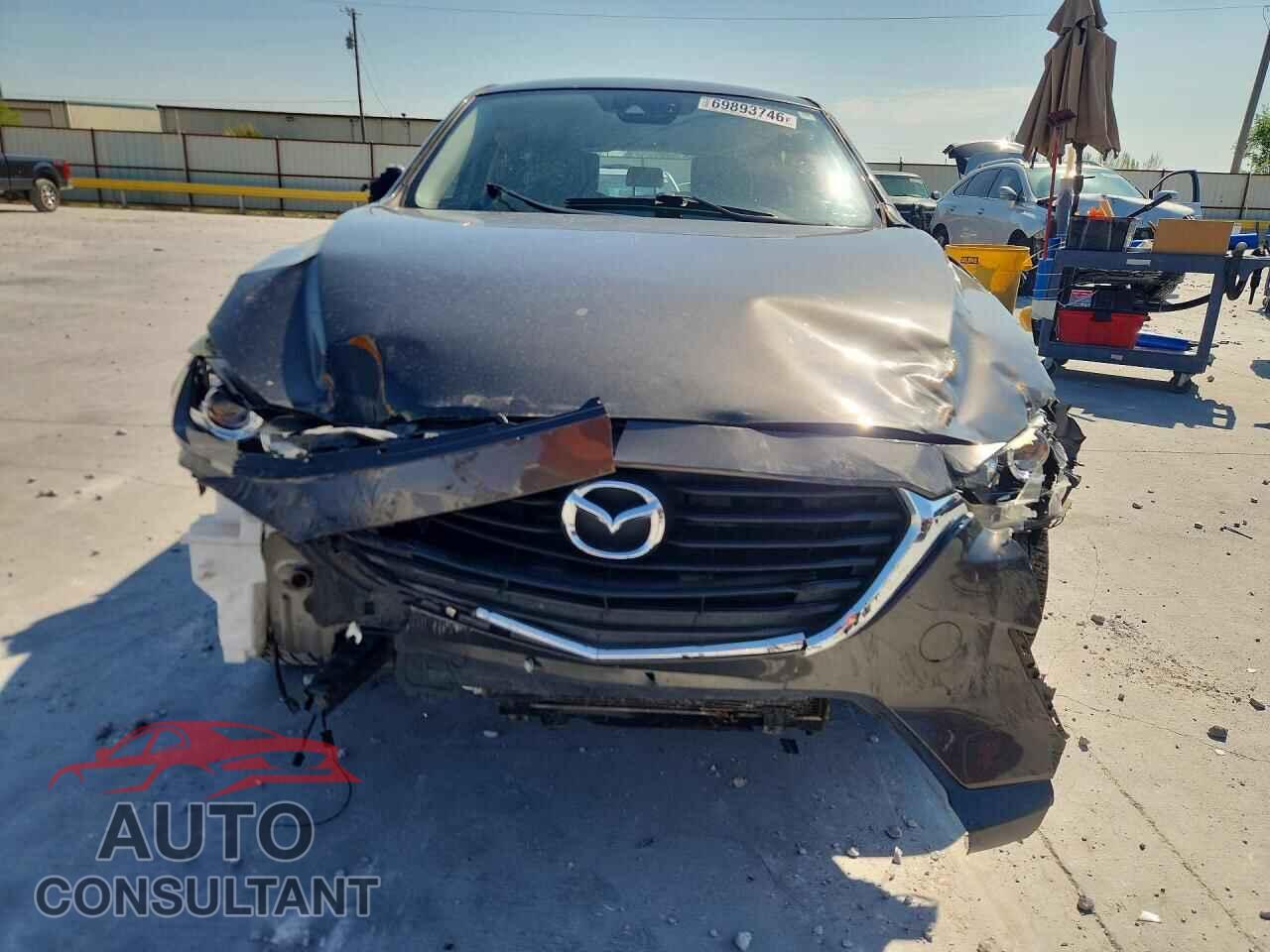 MAZDA CX-3 2018 - JM1DKFC77J0319047