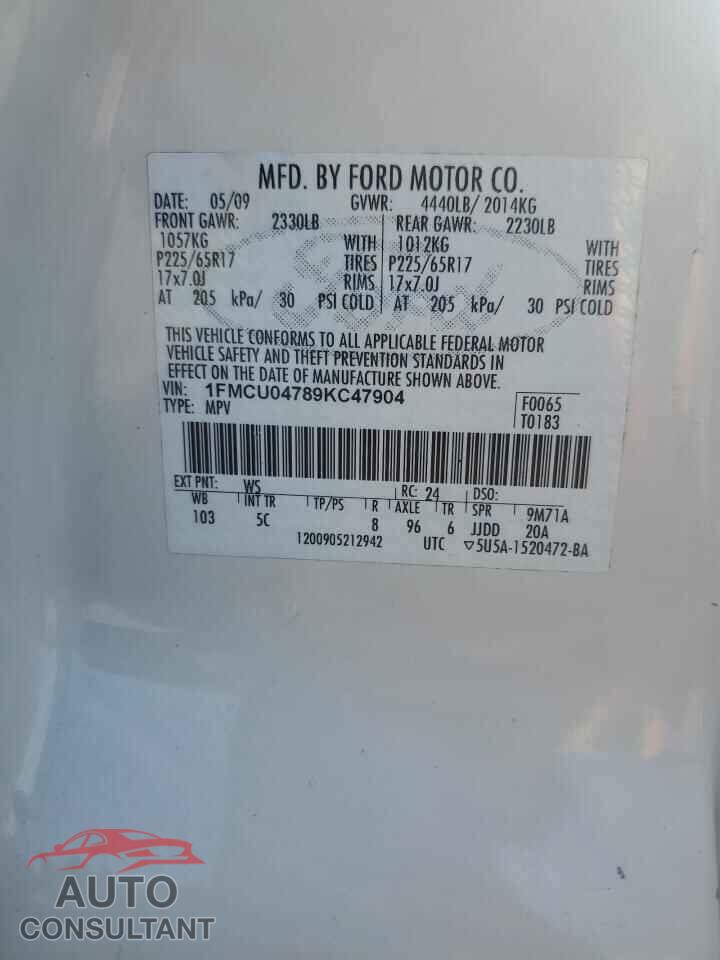 FORD ESCAPE 2009 - 1FMCU04789KC47904