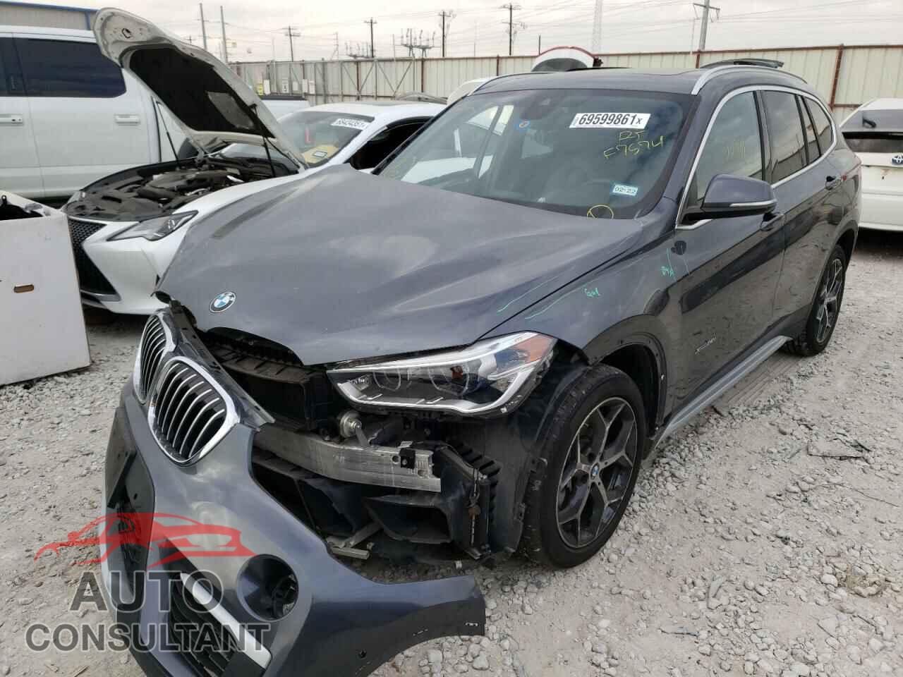 BMW X1 2017 - WBXHT3C32H5F75741
