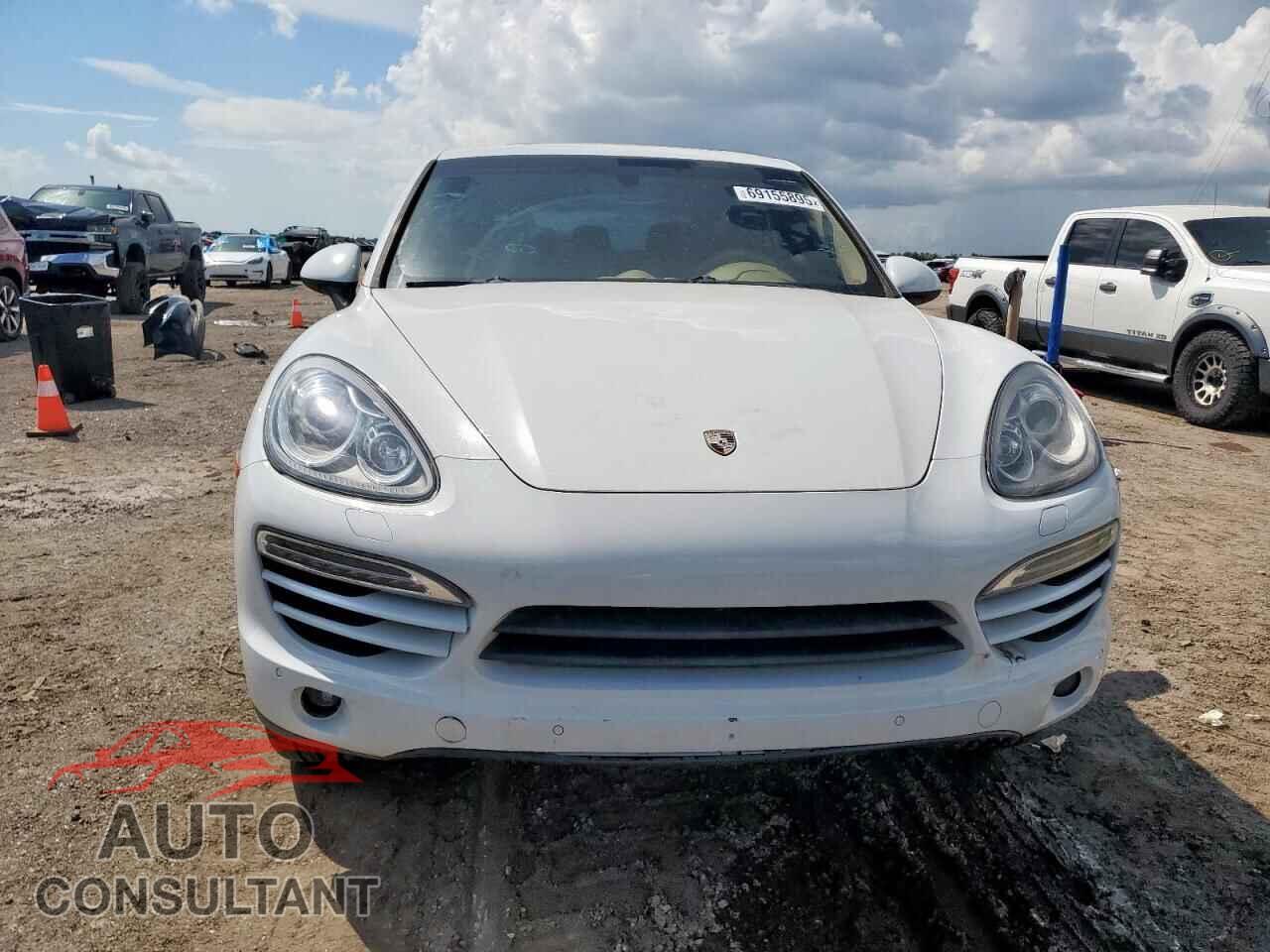 PORSCHE CAYENNE 2014 - WP1AF2A21ELA32426