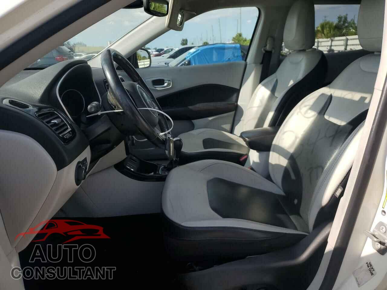 JEEP COMPASS 2020 - 3C4NJCCB7LT158344
