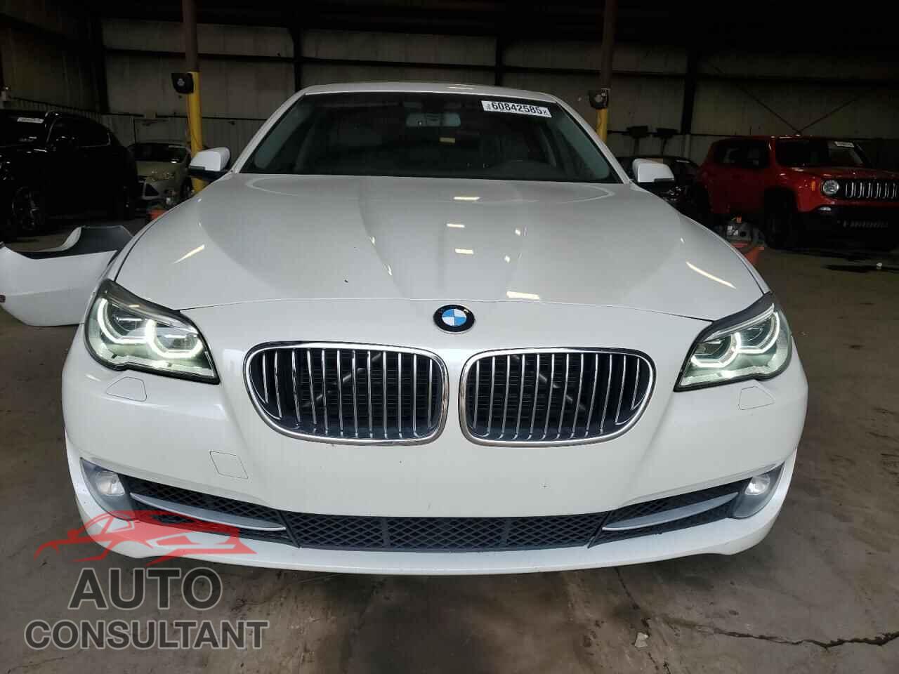 BMW 5 SERIES 2014 - WBA5B1C50ED476128