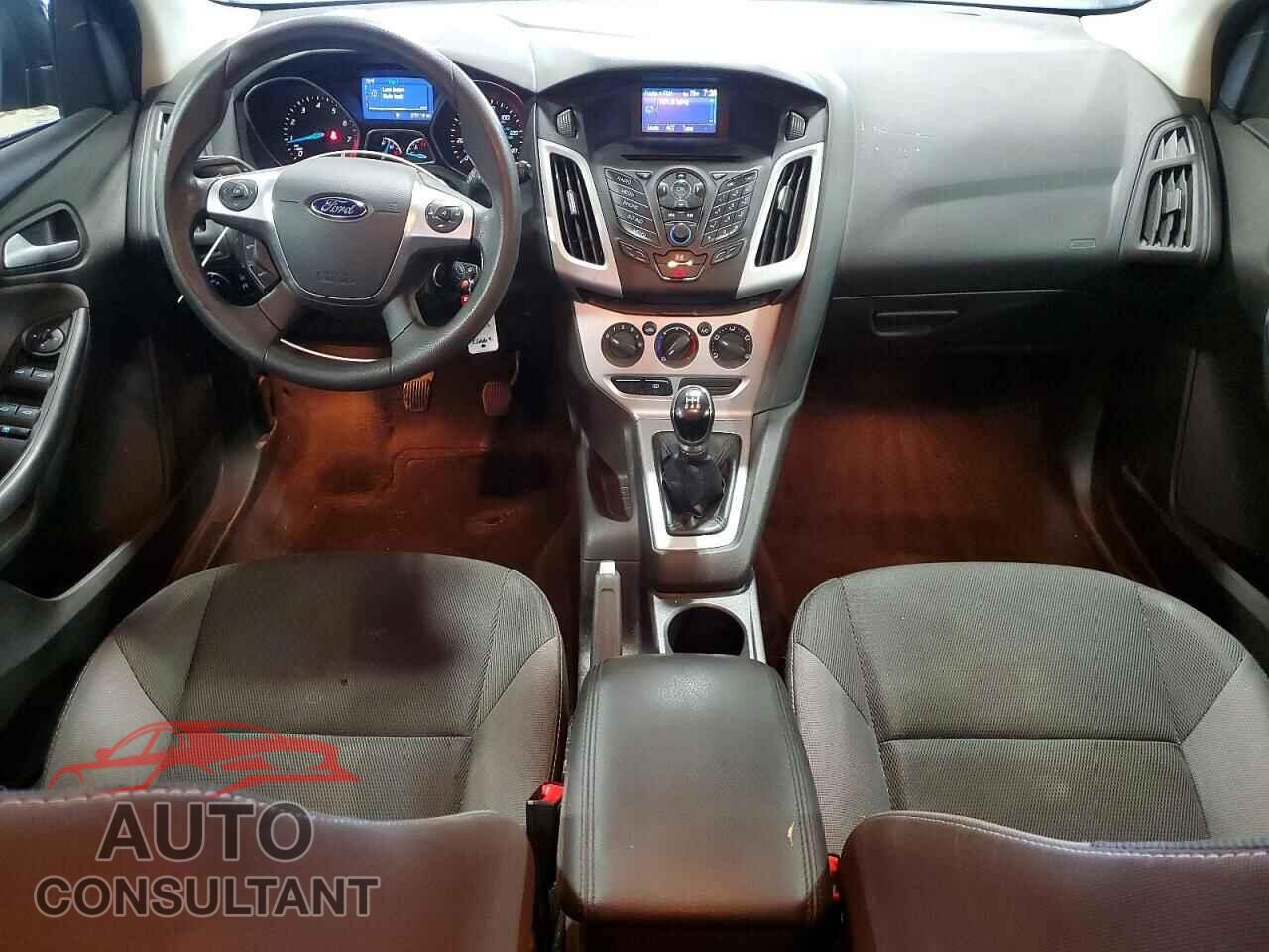 FORD FOCUS 2014 - 1FADP3K29EL153839