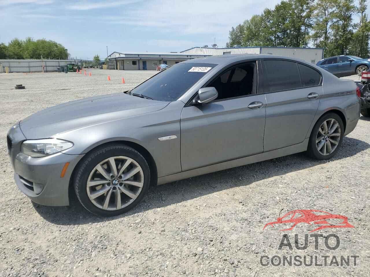 BMW 5 SERIES 2011 - WBAFR7C55BC801246