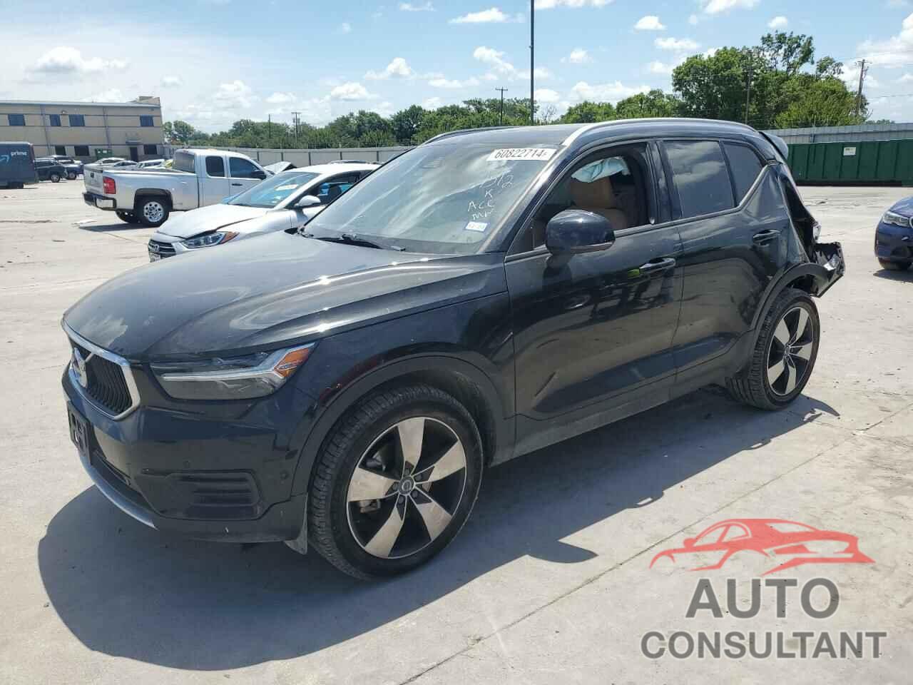 VOLVO XC40 2019 - YV4162XZ1K2012603