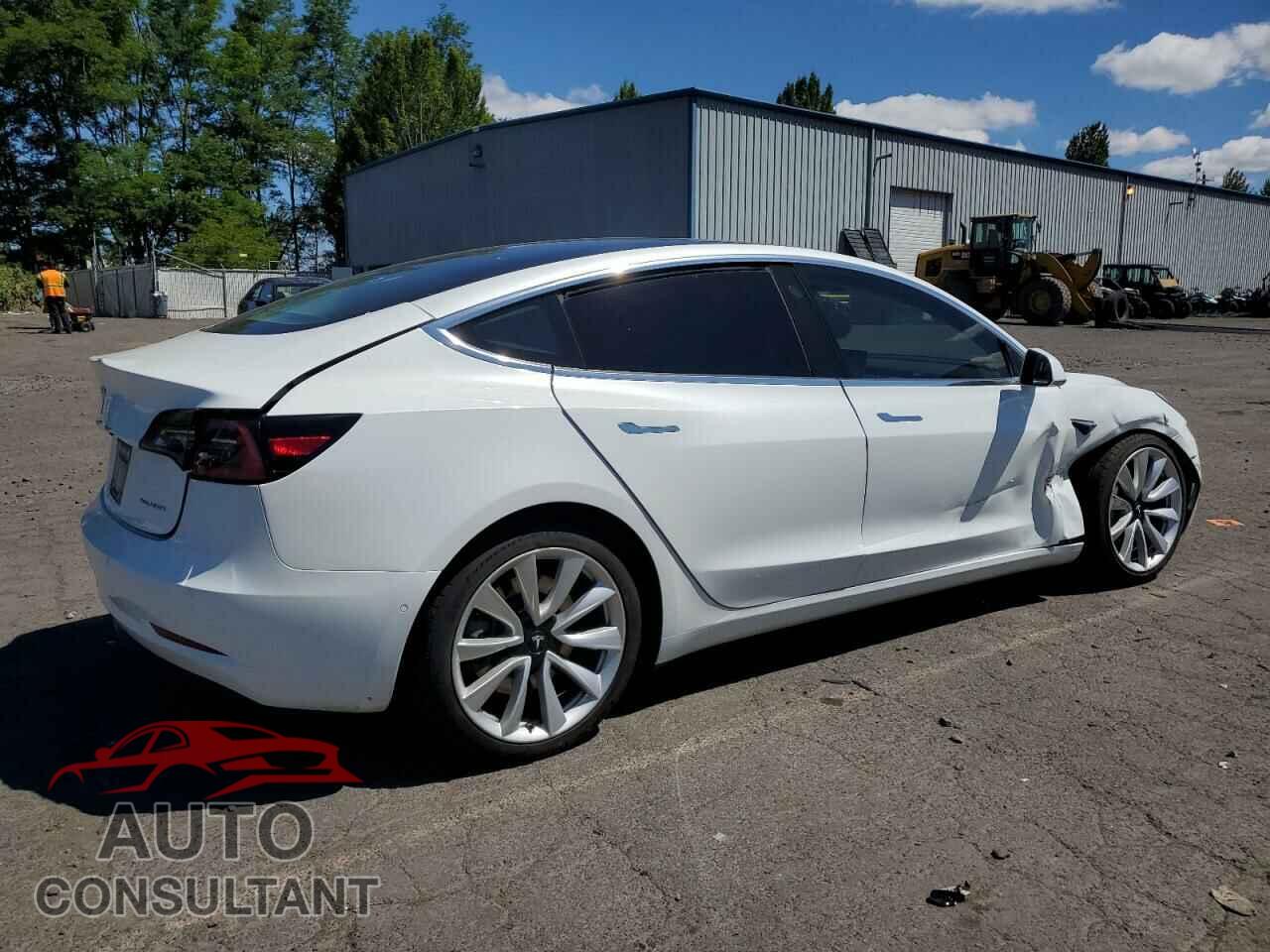 TESLA MODEL 3 2018 - 5YJ3E1EB2JF067832
