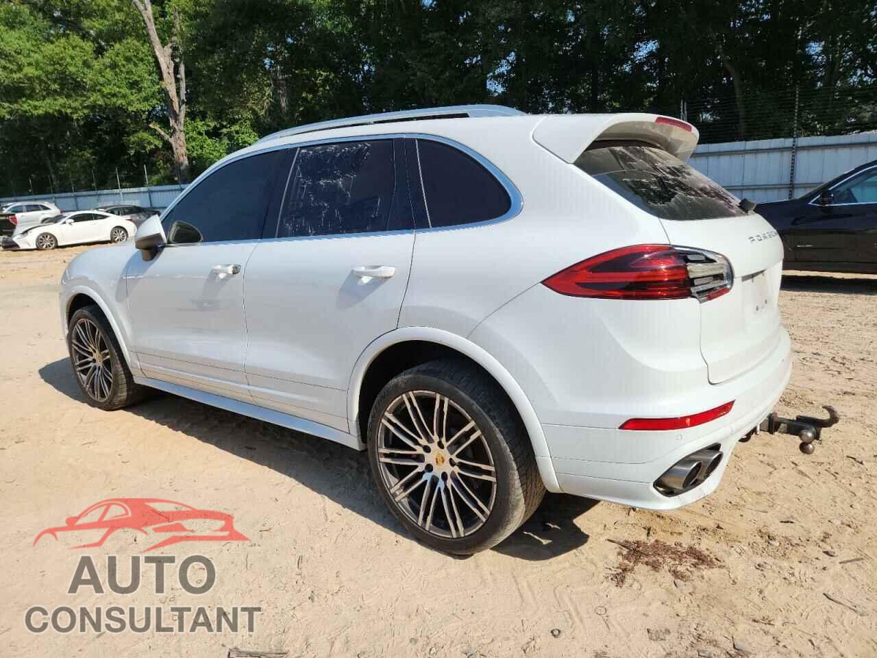 PORSCHE CAYENNE 2015 - WP1AB2A24FLA59813