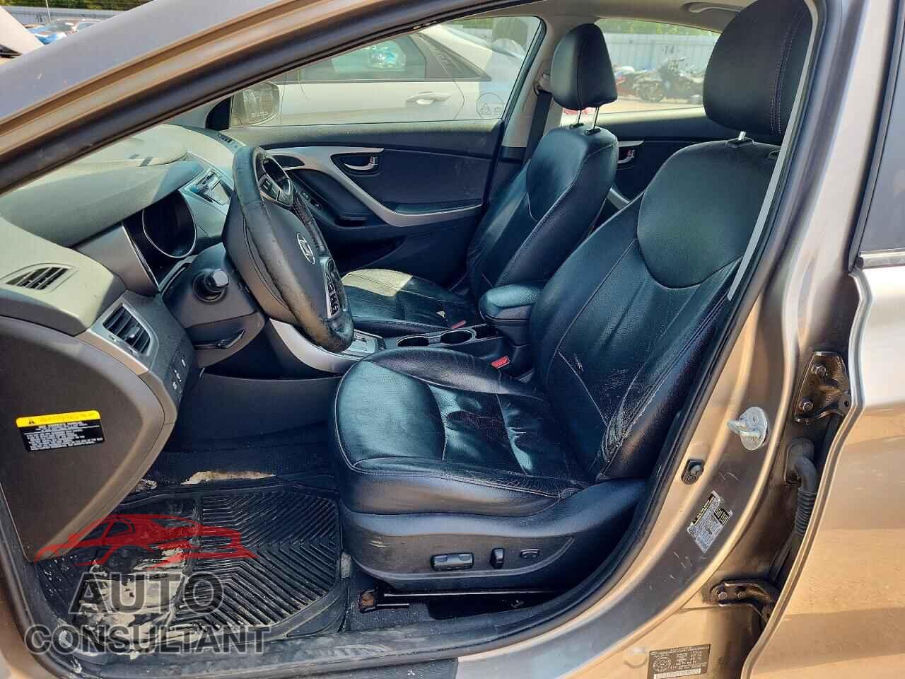 HYUNDAI ELANTRA 2013 - 5NPDH4AE6DH257586