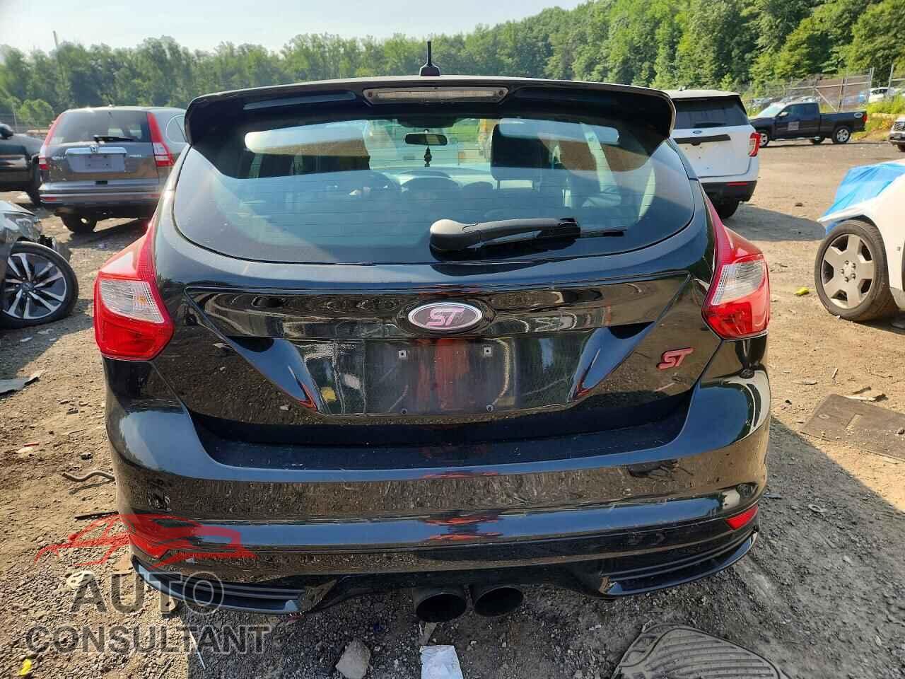 FORD FOCUS 2013 - 1FADP3L93DL240548