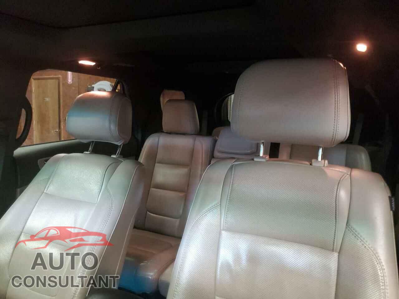 FORD EXPLORER 2011 - 1FMHK8F82BGA82781