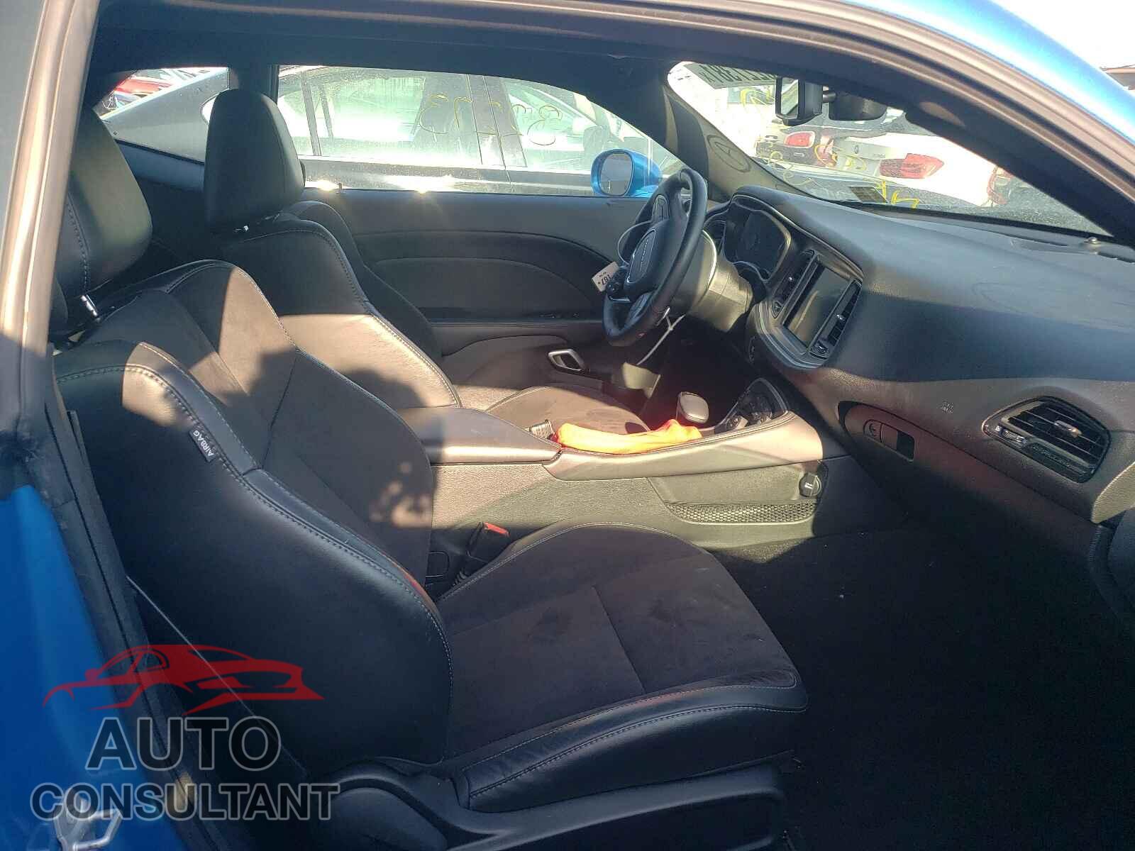 DODGE CHALLENGER 2019 - 2C3CDZBT8KH620076