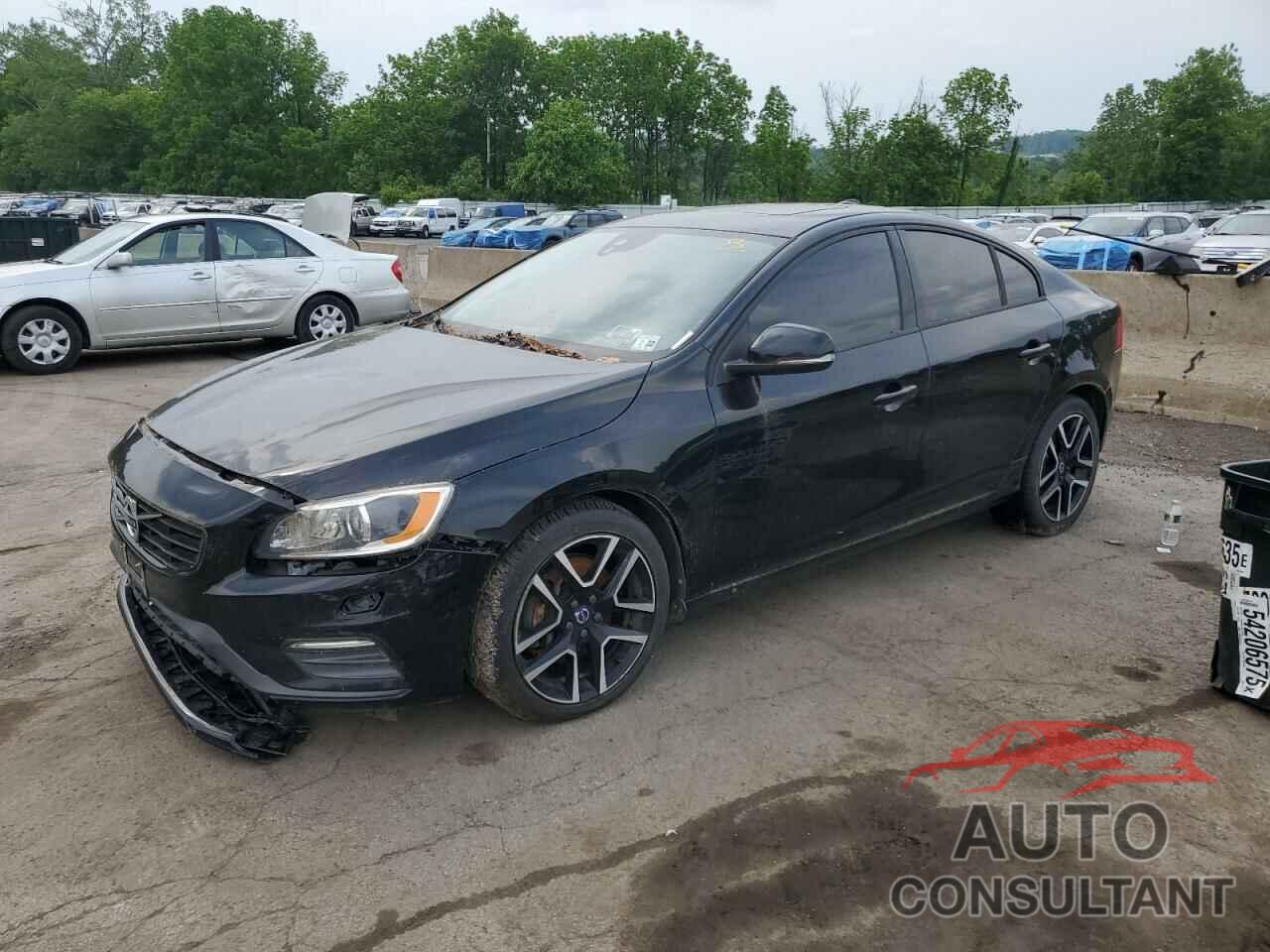 VOLVO S60 2017 - YV140MTL8H2424132