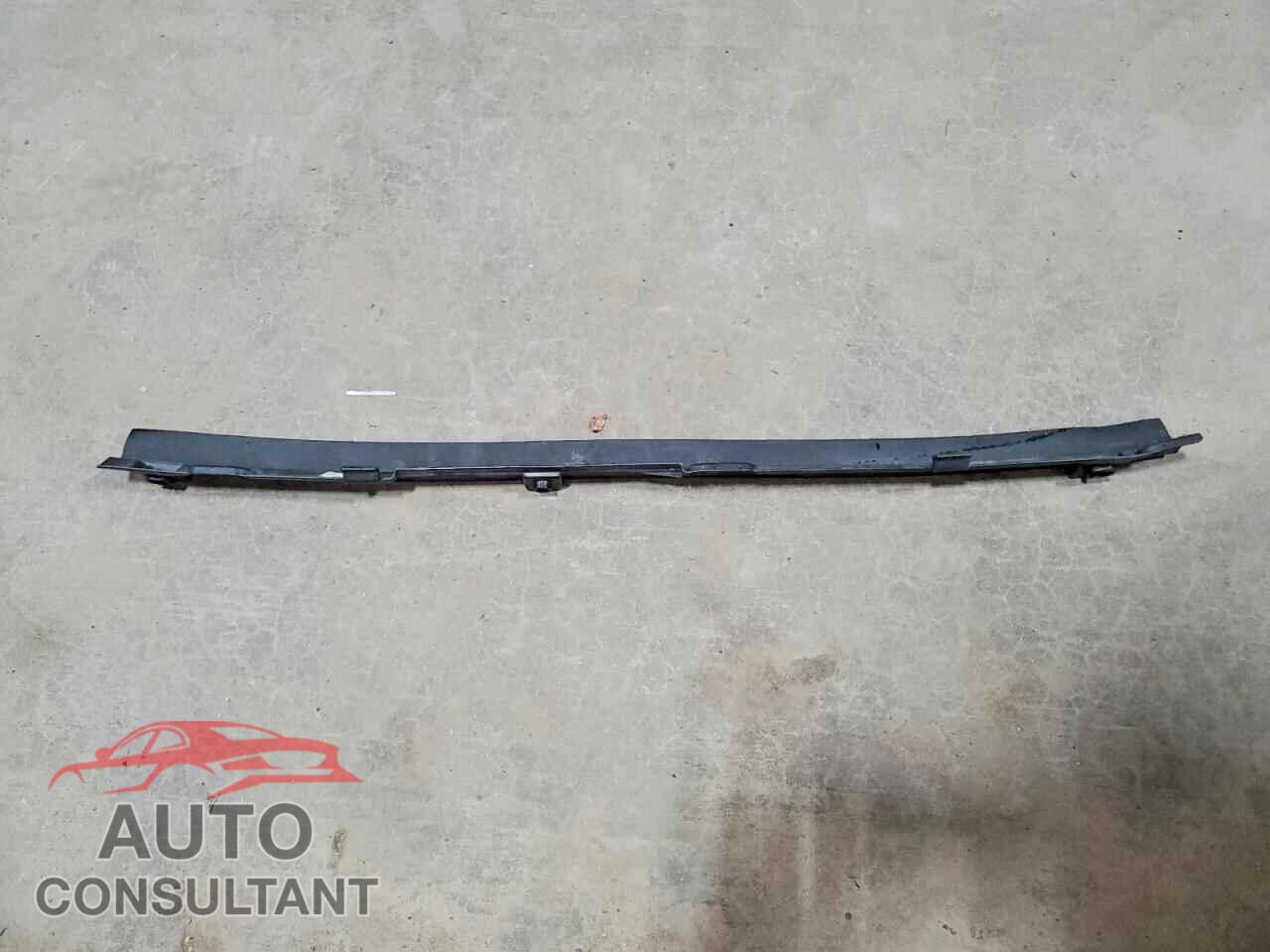 FORD FOCUS 2018 - 1FADP3F29JL211341