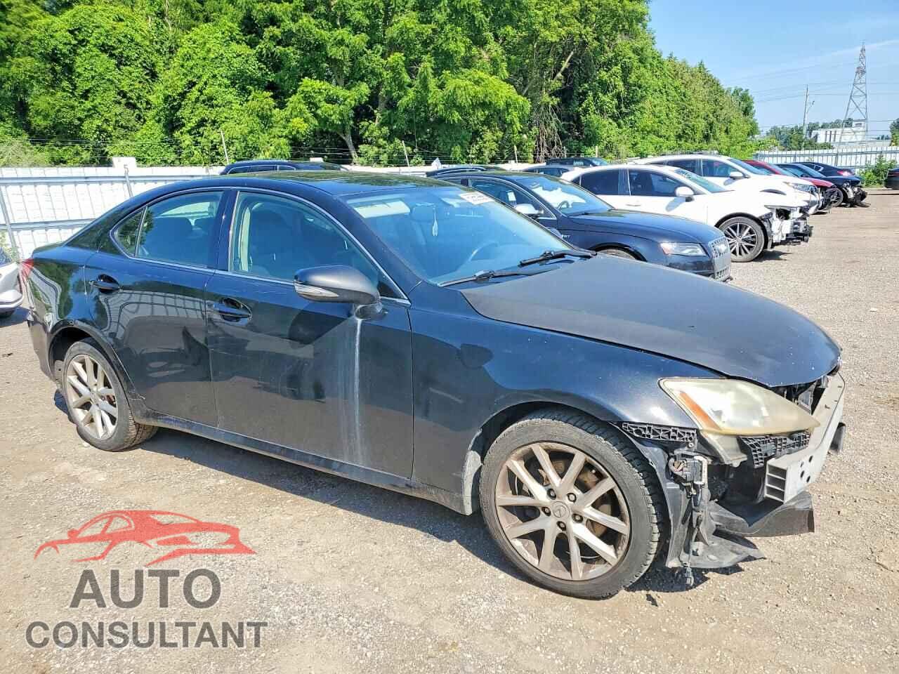 LEXUS IS 2013 - JTHCF5C28D5061352