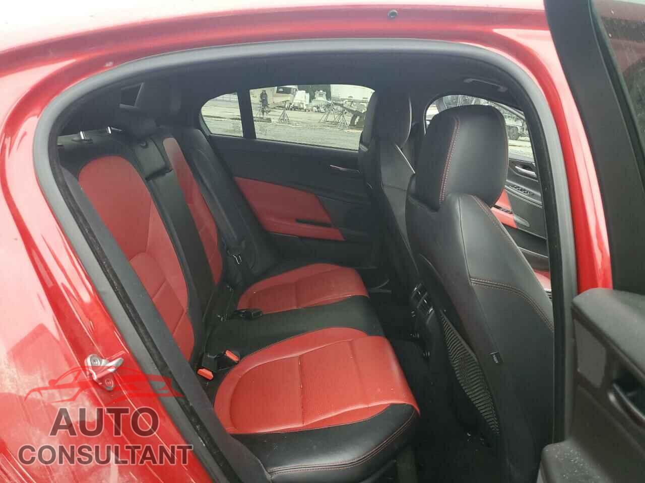 JAGUAR XE 2017 - SAJAF4BV4HA965616
