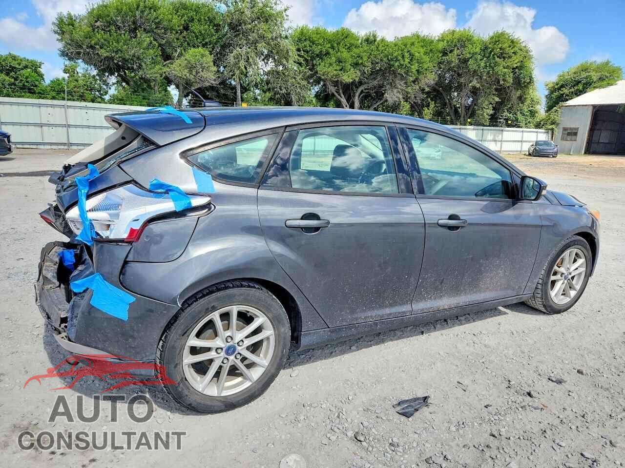 FORD FOCUS 2017 - 1FADP3K27HL307713