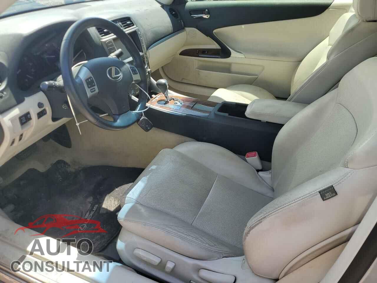 LEXUS IS 2012 - JTHFF2C28C2525767