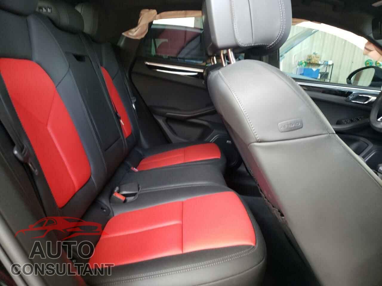 PORSCHE MACAN 2022 - WP1AA2A52NLB01293