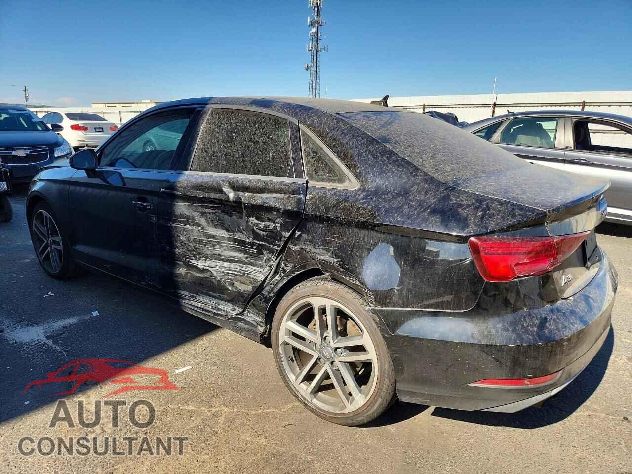 AUDI A3 2018 - WAUAUGFF4J1015364
