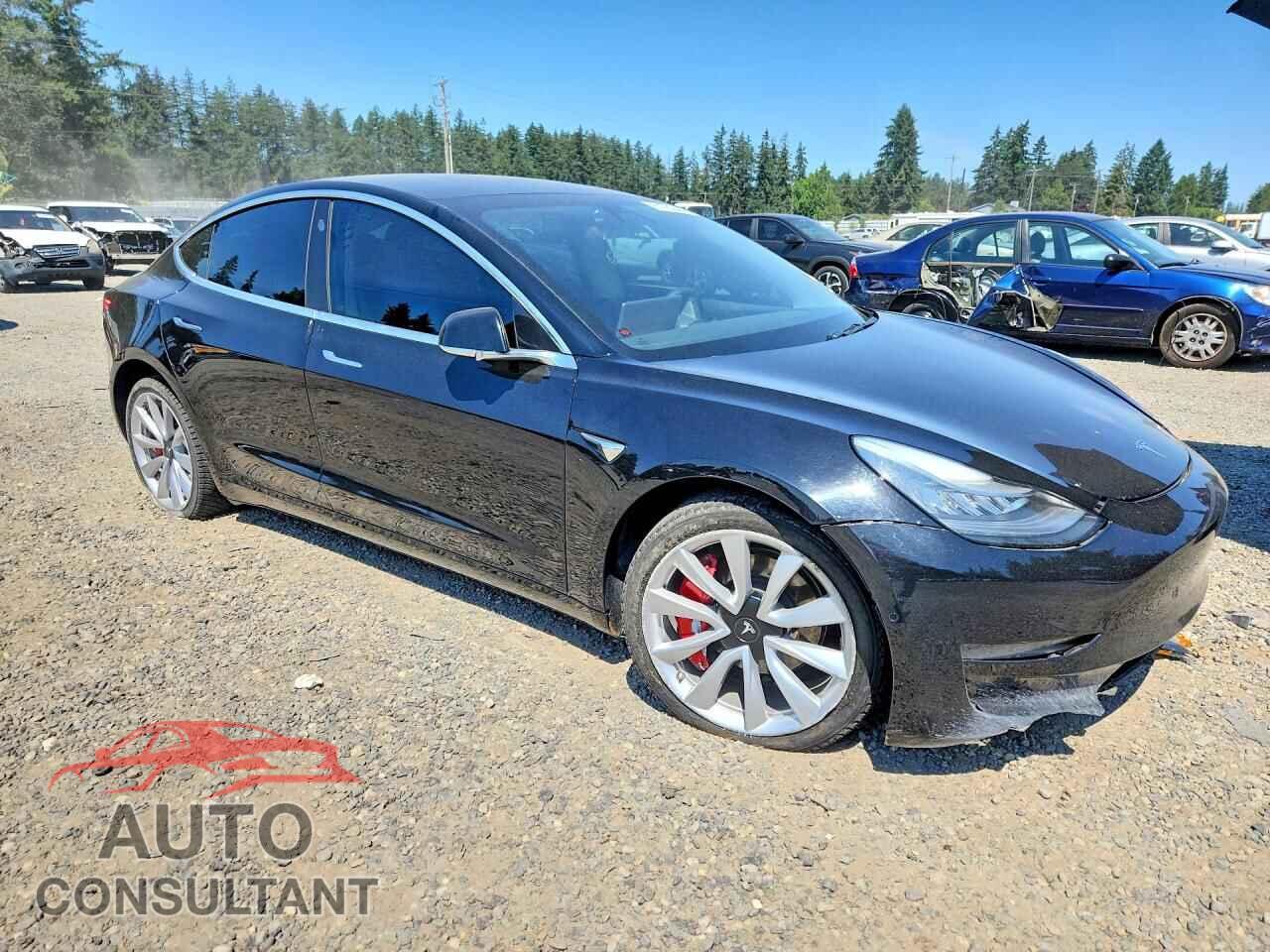 TESLA MODEL 3 2019 - 5YJ3E1EA8KF446570