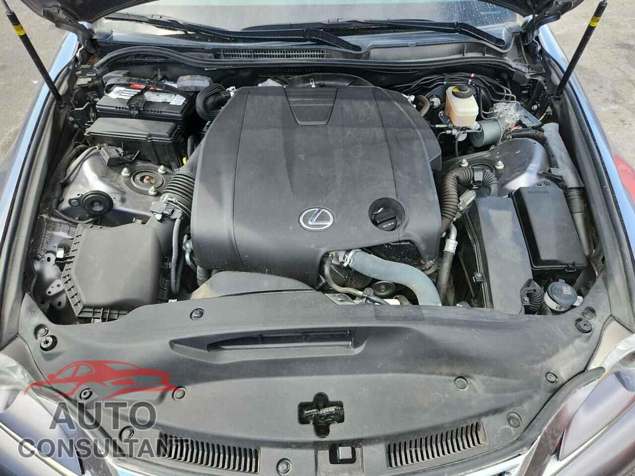 LEXUS IS 2014 - JTHBF1D28E5015637